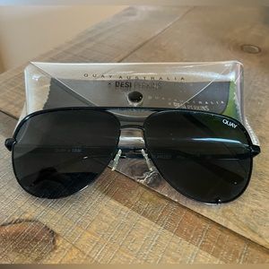 Polarized Quay x Desi High Key sunglasses